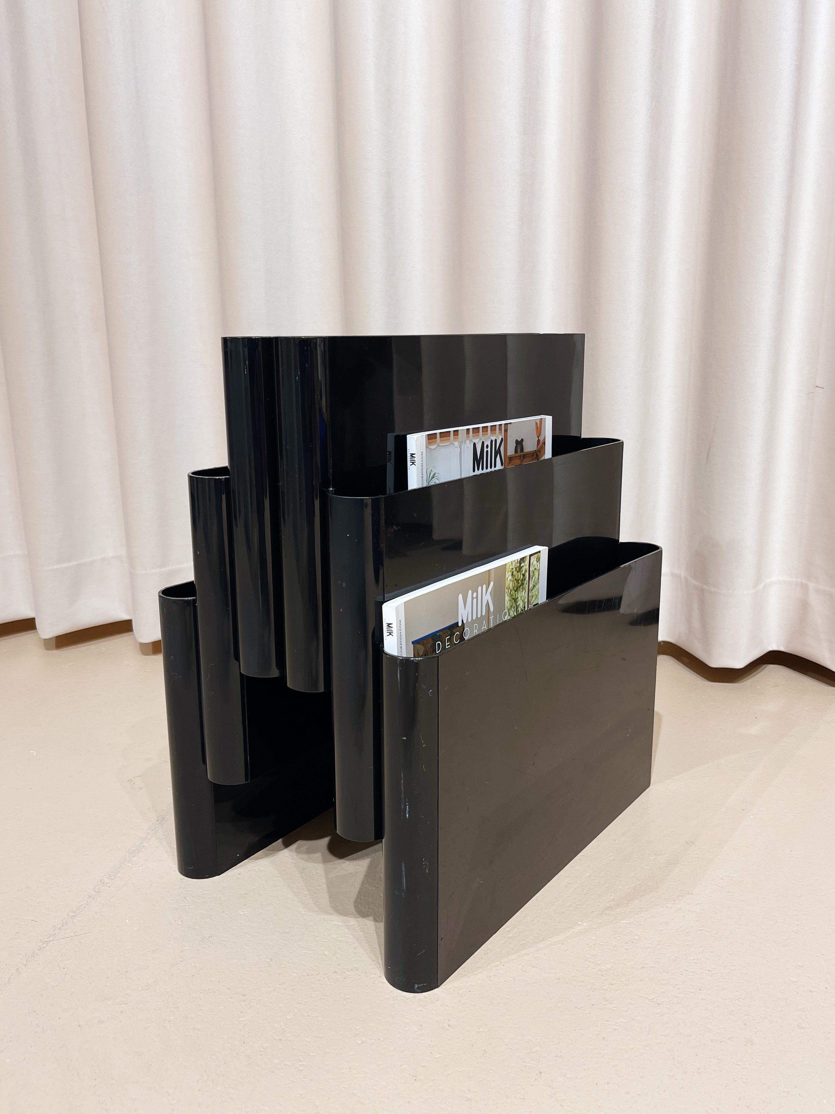 Kartell Magazine Rack